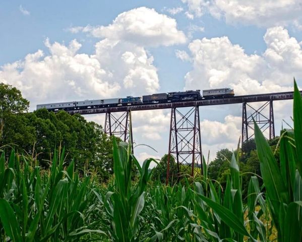 1237 Burton Williams Road, Irvine, KY 40336