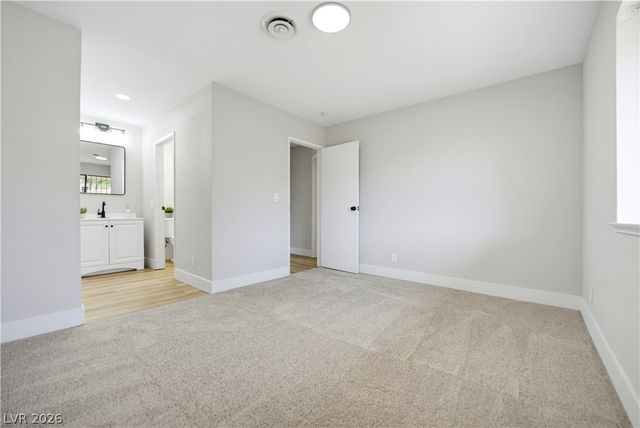 2556 Paradise Village Way, Las Vegas, NV 89120