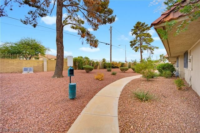 2556 Paradise Village Way, Las Vegas, NV 89120