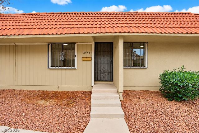 2556 Paradise Village Way, Las Vegas, NV 89120