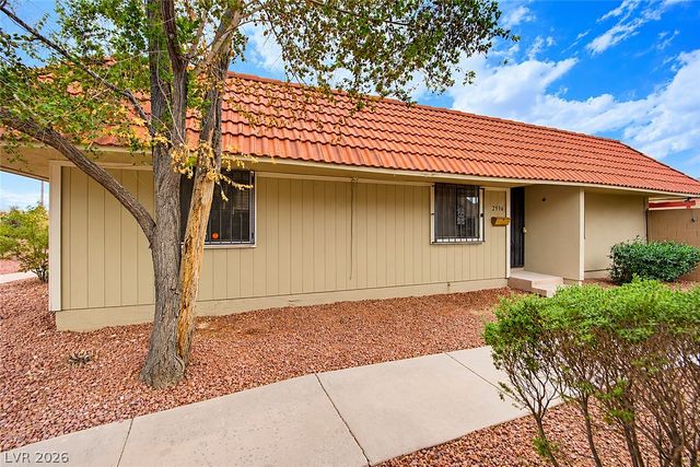 2556 Paradise Village Way, Las Vegas, NV 89120