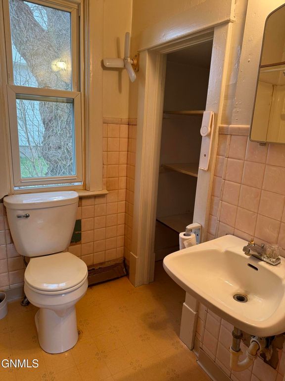 112 C Street N, Richardton, ND 58652 photo 12