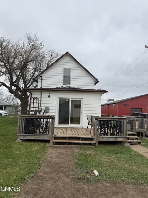 112 C Street N, Richardton, ND 58652 photo 21