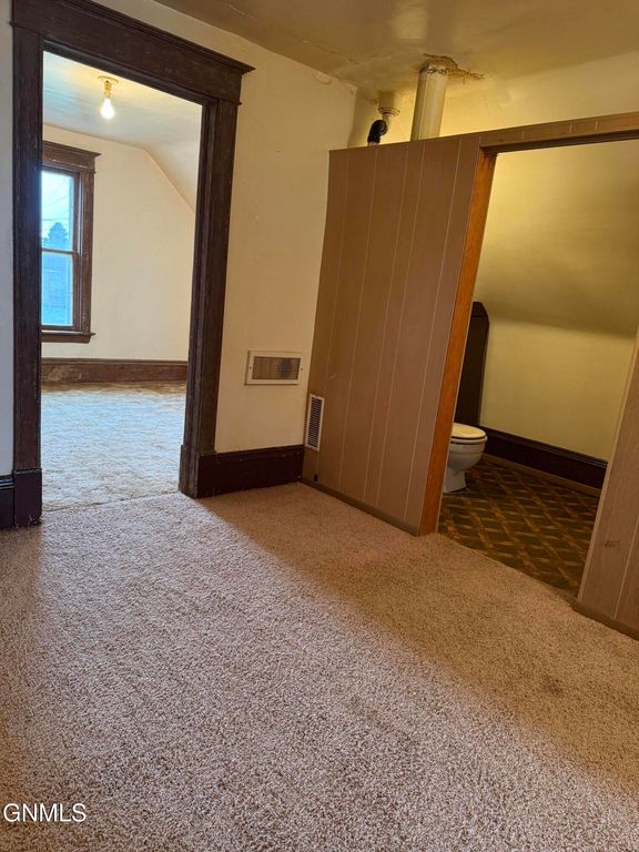 112 C Street N, Richardton, ND 58652 photo 6