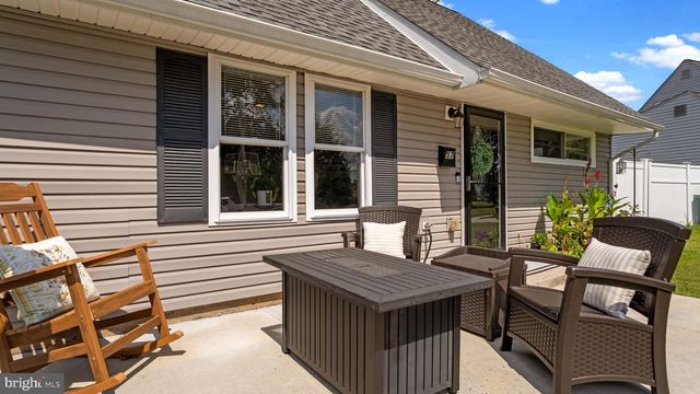 57 ISLAND RD, Levittown, PA 19057