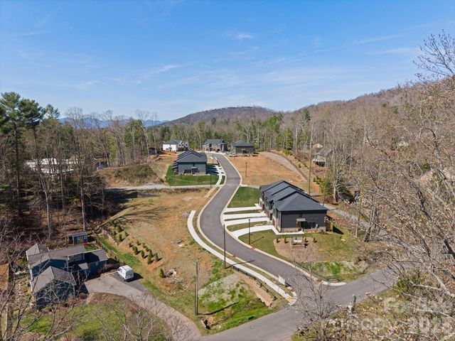 128 Collin Place, Asheville, NC 28804