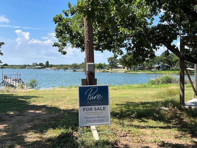 1715 Buckwheat DR, Tow, TX 78672