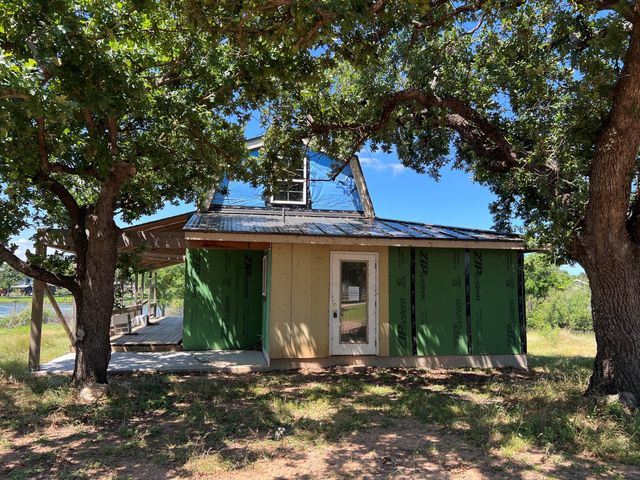 1715 Buckwheat DR, Tow, TX 78672