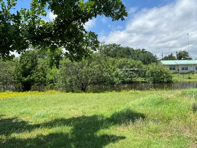 1715 Buckwheat DR, Tow, TX 78672