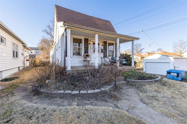 5015 Gerritt Avenue, St Louis, MO 63116