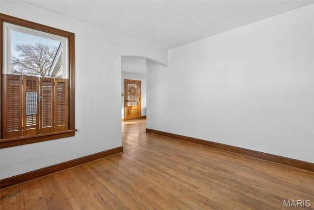 5015 Gerritt Avenue, St Louis, MO 63116