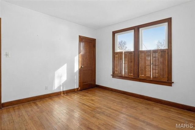 5015 Gerritt Avenue, St Louis, MO 63116