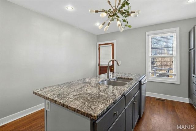 5015 Gerritt Avenue, St Louis, MO 63116