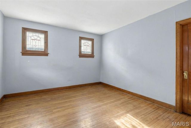 5015 Gerritt Avenue, St Louis, MO 63116