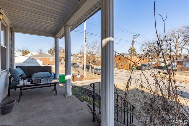 5015 Gerritt Avenue, St Louis, MO 63116