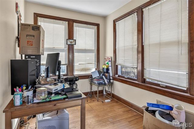 5015 Gerritt Avenue, St Louis, MO 63116