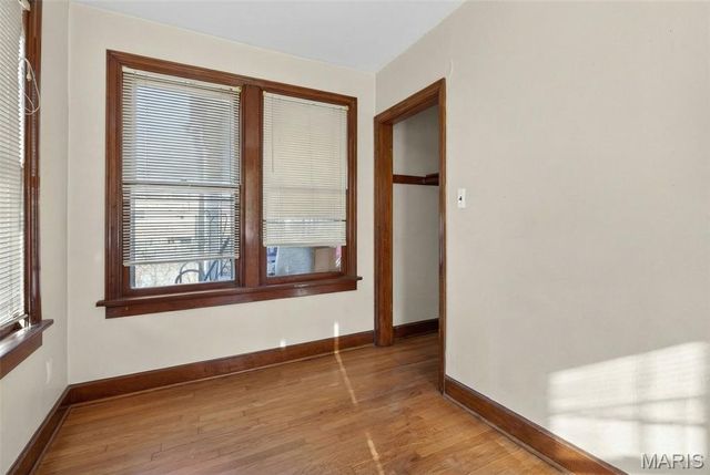 5015 Gerritt Avenue, St Louis, MO 63116