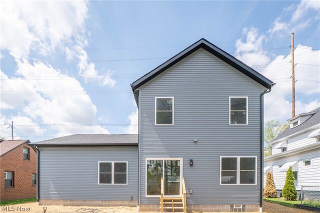 227 Madison Street, Ravenna, OH 44266
