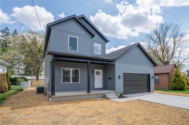 227 Madison Street, Ravenna, OH 44266