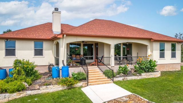 1032 Oak Turn, New Braunfels, TX 78132