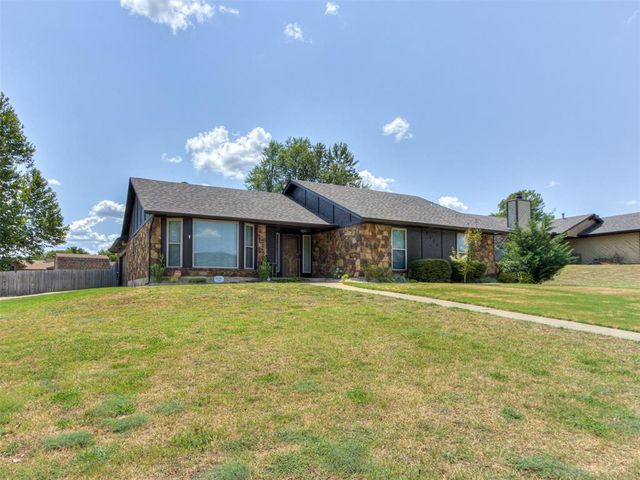 9724 Kent Drive, Midwest City, OK 73130