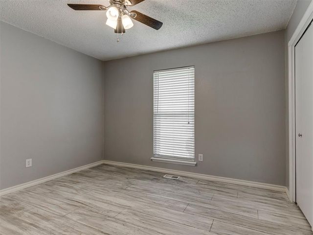9724 Kent Drive, Midwest City, OK 73130