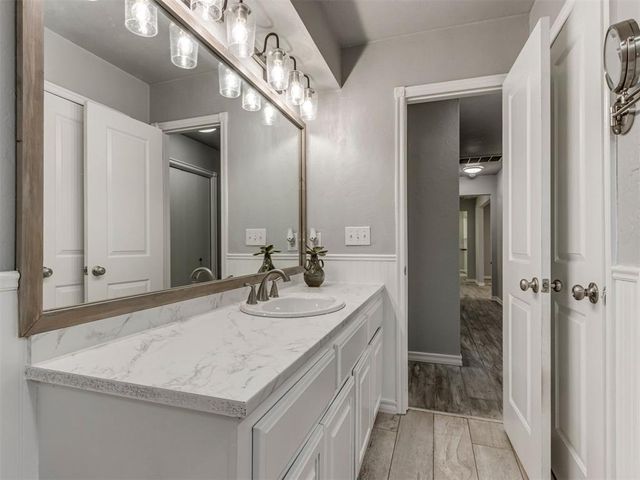 9724 Kent Drive, Midwest City, OK 73130