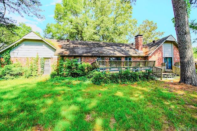 2810 W Gray Fox Ln, Jacksonville, AR 72076