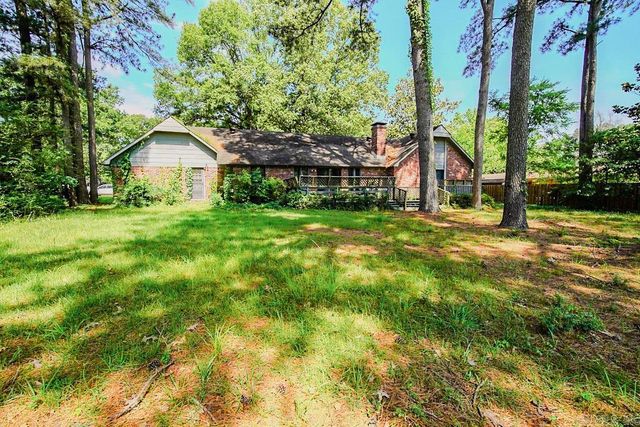 2810 W Gray Fox Ln, Jacksonville, AR 72076