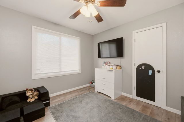 1208 E Luther St, Wichita, KS 67216