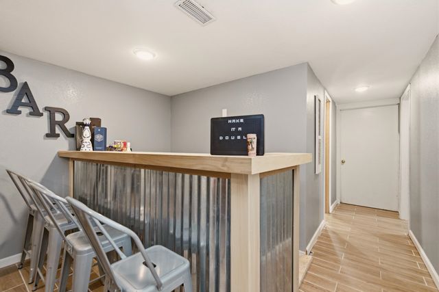 1208 E Luther St, Wichita, KS 67216