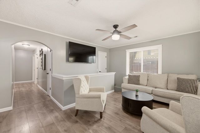 1208 E Luther St, Wichita, KS 67216