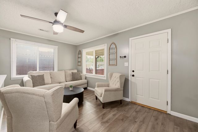 1208 E Luther St, Wichita, KS 67216