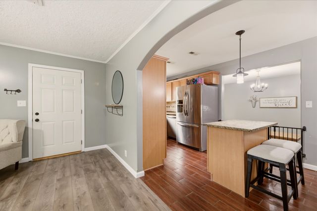 1208 E Luther St, Wichita, KS 67216