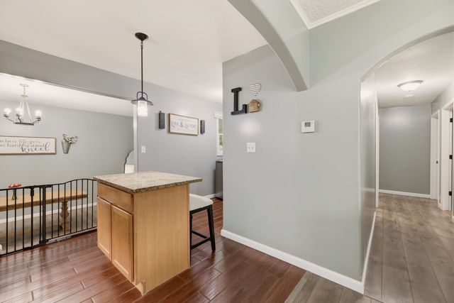 1208 E Luther St, Wichita, KS 67216