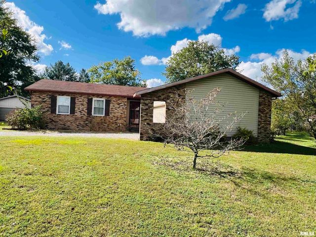 295 Country Acres Road, Eldorado, IL 62930