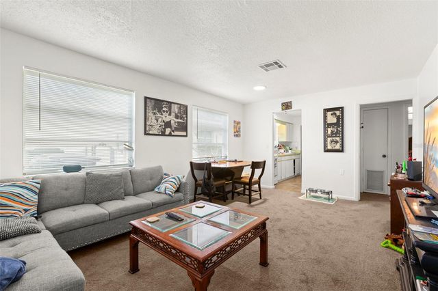 747 HERITAGE LANE, Largo, FL 33770