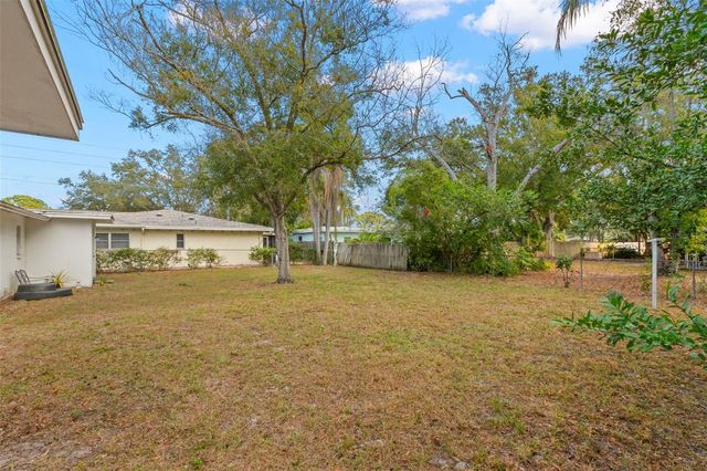 747 HERITAGE LANE, Largo, FL 33770