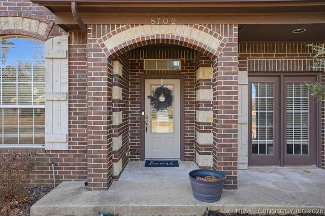 8702 E 110th Court, Bixby, OK 74133