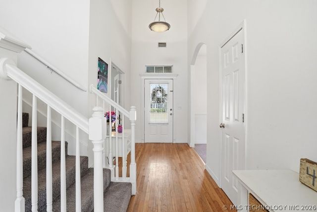 8702 E 110th Court, Bixby, OK 74133