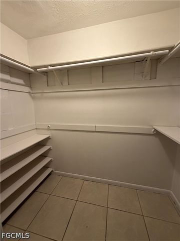 521 NE 24th PL 2, Cape Coral, FL 33909