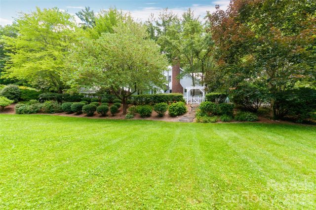 304 Brunswick Drive, Waynesville, NC 28786