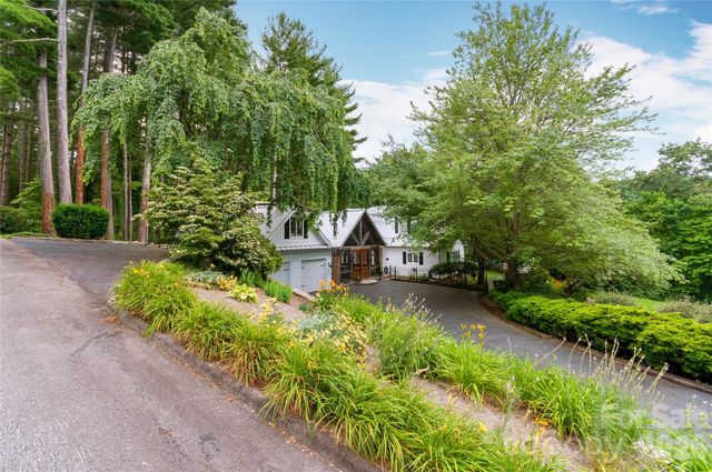 304 Brunswick Drive, Waynesville, NC 28786