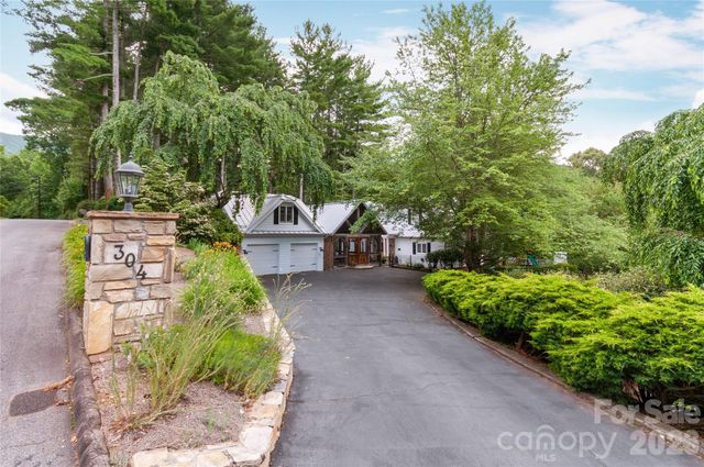 304 Brunswick Drive, Waynesville, NC 28786