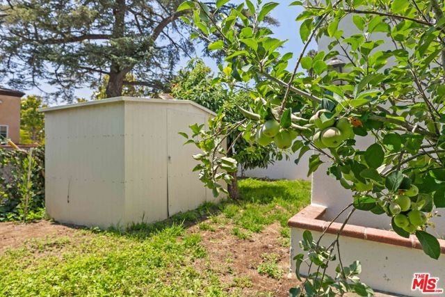 1722 Bel Aire Drive, Glendale, CA 91201