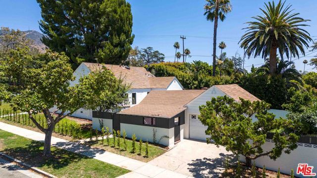 1722 Bel Aire Drive, Glendale, CA 91201