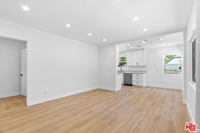 1722 Bel Aire Drive, Glendale, CA 91201