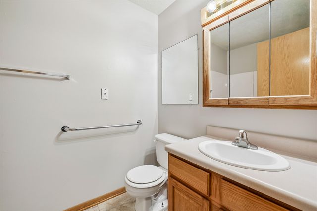 2814 SE Peachtree Drive, Ankeny, IA 50021