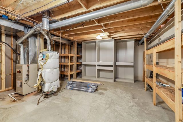 2814 SE Peachtree Drive, Ankeny, IA 50021