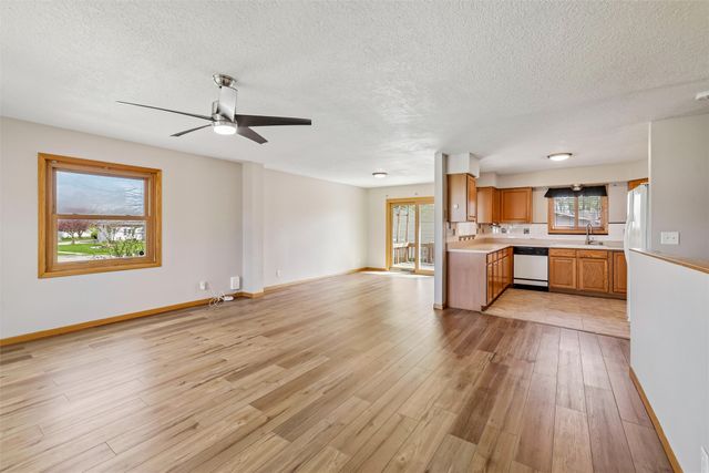 2814 SE Peachtree Drive, Ankeny, IA 50021